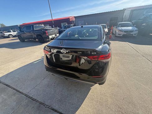 Used 2020 Nissan Sentra SR image 9
