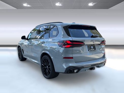 New 2026 BMW X5 xDrive40i w/ M Sport Package AWD/4WD image 3