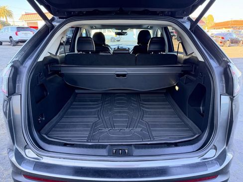 Used 2017 Ford Edge SEL w/ Equipment Group 201A image 15