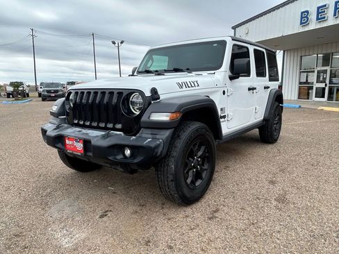 Used 2020 Jeep Wrangler Unlimited Sport AWD/4WD image 3