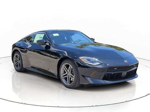 New 2027 Nissan Z Performance RWD image 3