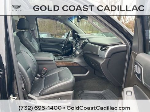 Used 2017 Chevrolet Suburban LT image 7