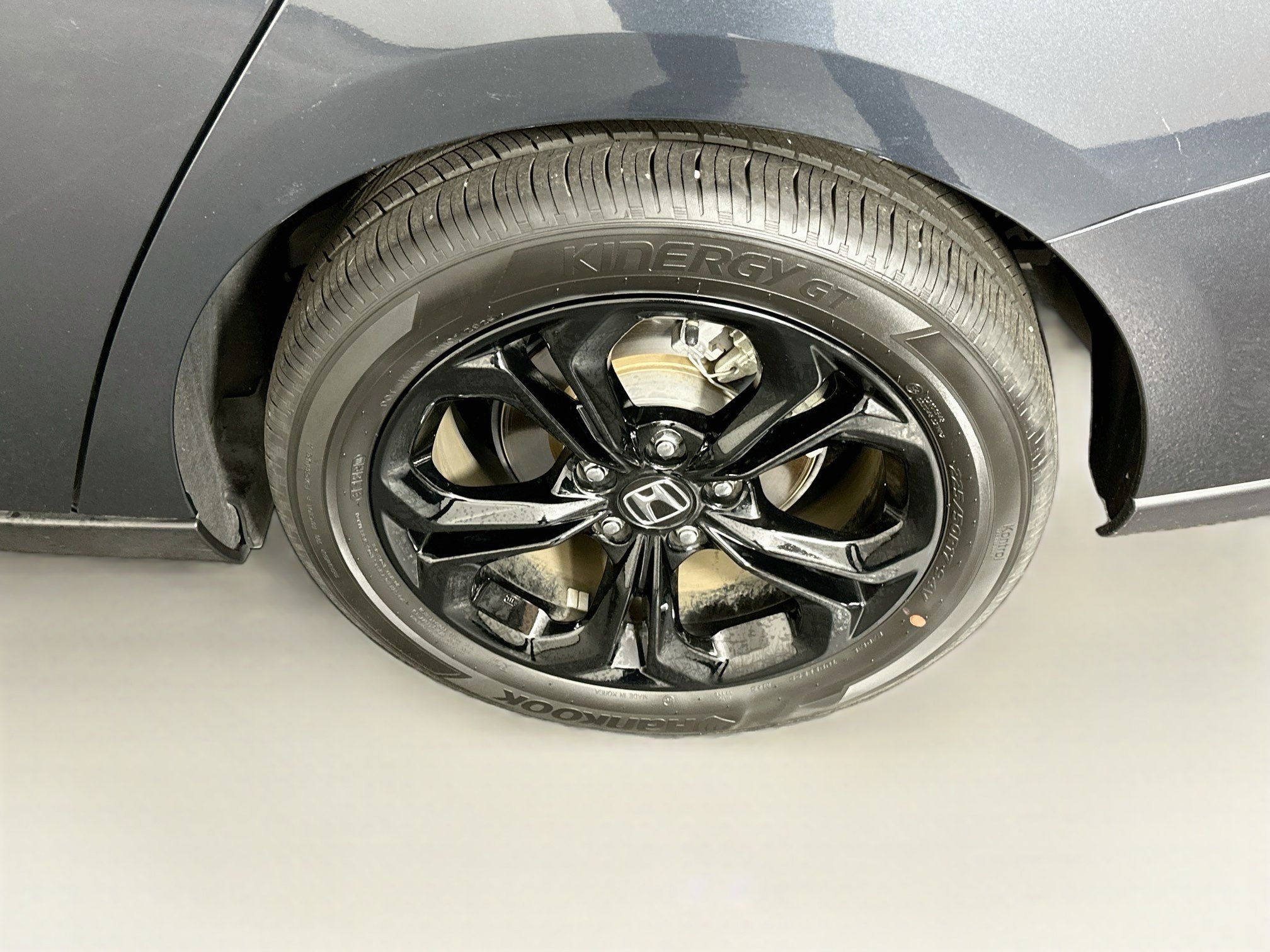 Used 2025 Honda Accord SE image 11