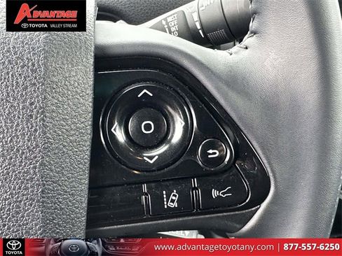 Used 2022 Toyota Prius Prime XLE image 26
