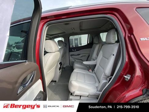 Used 2019 GMC Acadia SLT image 28