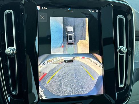 New 2026 Volvo XC40 B5 Plus w/ Protection Package Premier image 19