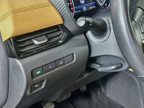 Used 2023 Nissan Sentra SV w/ SV Premium Package FWD image 17