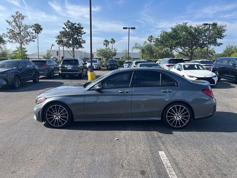 Used 2020 Mercedes-Benz C 300 Sedan image 2