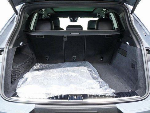 New 2026 Porsche Cayenne S AWD/4WD image 32