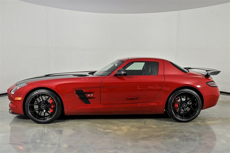 Used 2015 Mercedes-Benz SLS AMG GT Final Edition image 9