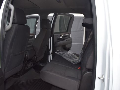 Used 2024 GMC Sierra 3500 SLE w/ SLE Convenience Package image 14