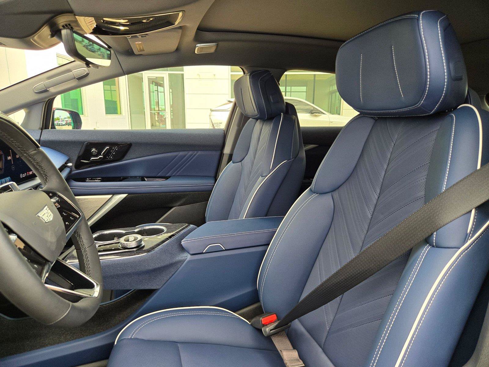 New 2027 Cadillac Optiq Premium Sport w/ LPO, Floor Liner Package AWD/4WD image 29