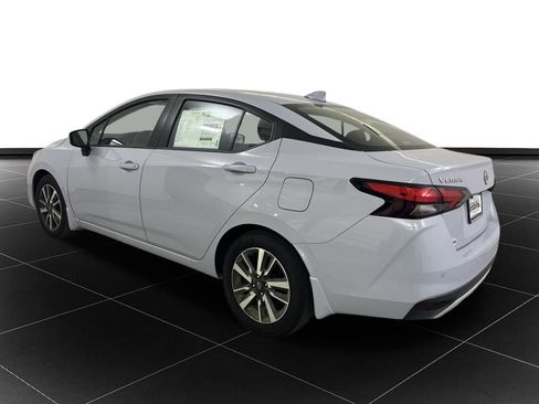 New 2025 Nissan Versa SV w/ Trunk Package FWD image 3