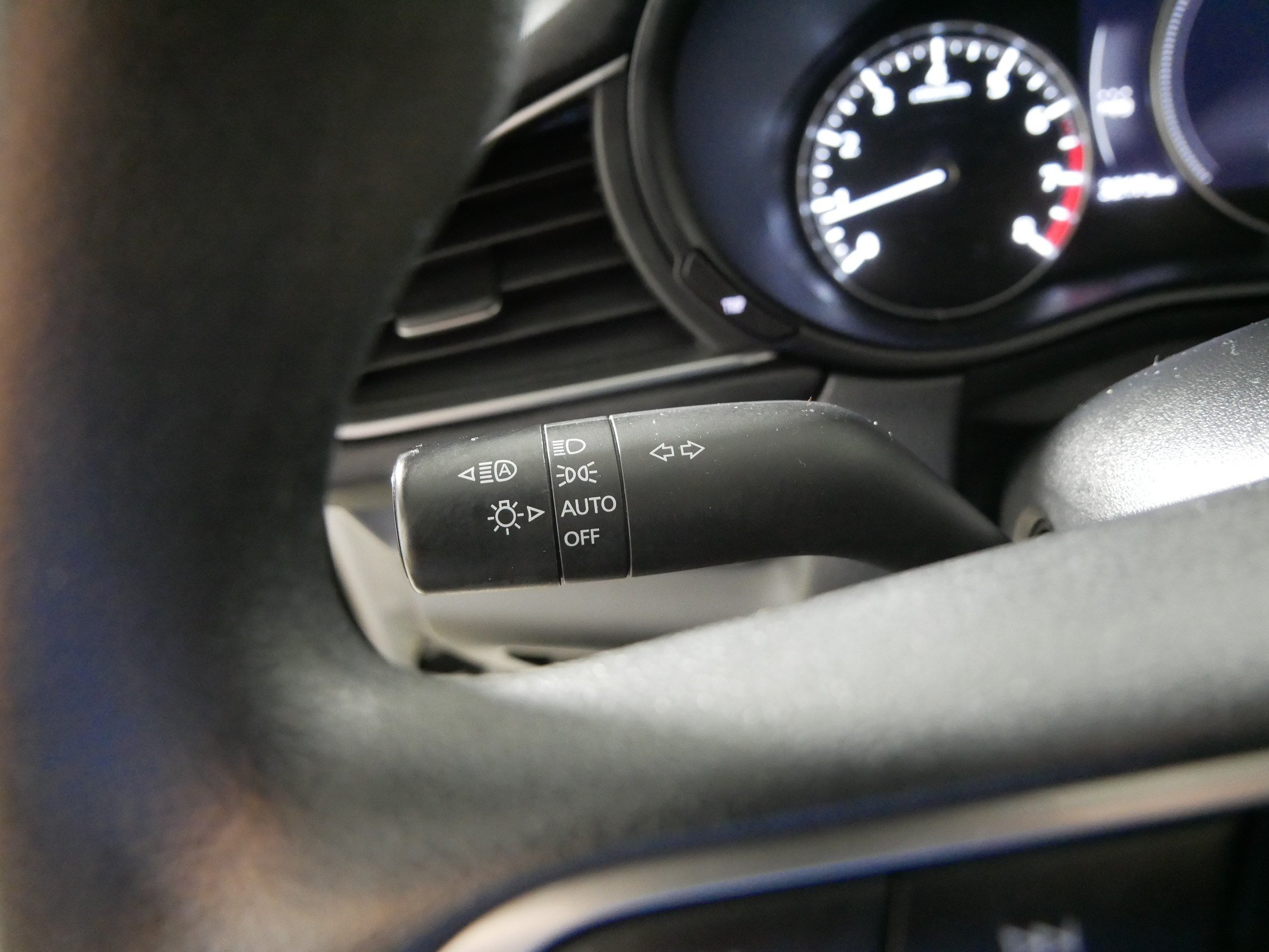 Used 2024 MAZDA CX-30 AWD 2.5 S image 31