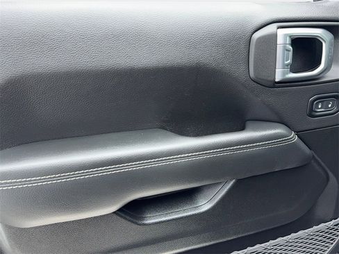 Used 2023 Jeep Wrangler Unlimited Sahara w/ Cold Weather Group image 43