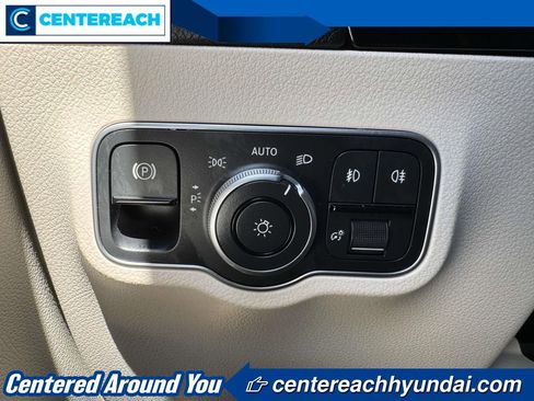 Used 2023 Mercedes-Benz GLA 250 image 30