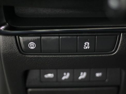 Used 2019 MAZDA MAZDA3 Sedan w/ Preferred Package FWD image 46