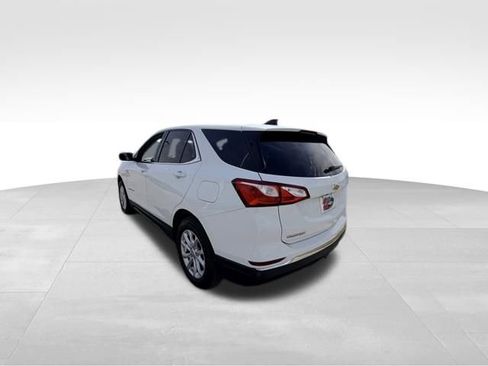 Used 2018 Chevrolet Equinox LT image 3