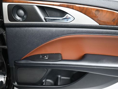 Used 2019 Lincoln MKZ Reserve image 34