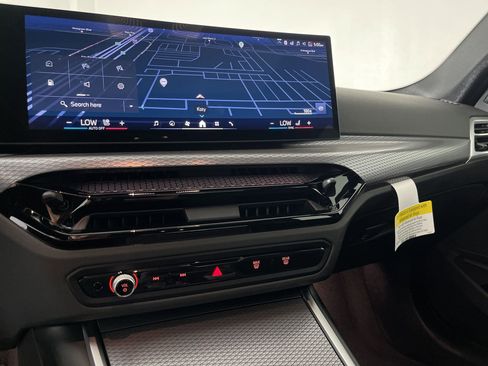 Used 2025 BMW 330i 330i w/ Convenience Package image 28