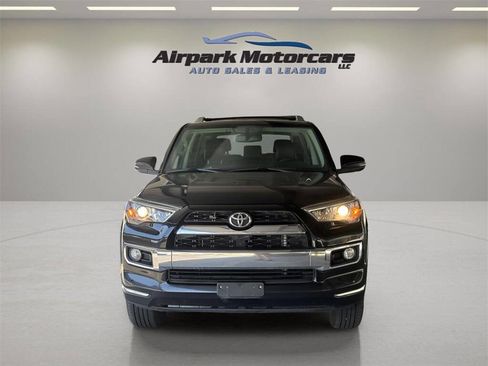 Used 2017 Toyota 4Runner Limited image 8