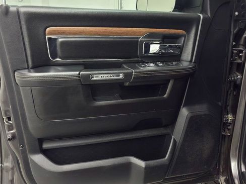Used 2018 RAM 2500 Laramie image 18
