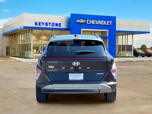 Used 2024 Hyundai Kona Limited AWD/4WD image 6