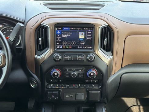 Used 2021 Chevrolet Silverado 2500 High Country w/ Z71 Off-Road Package image 4