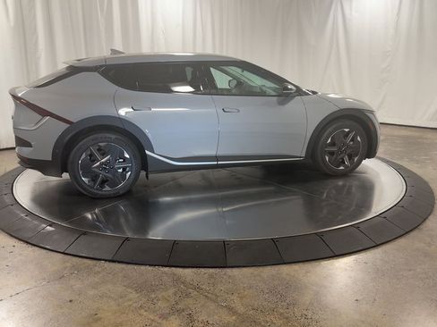 New 2025 Kia EV6 Light image 9