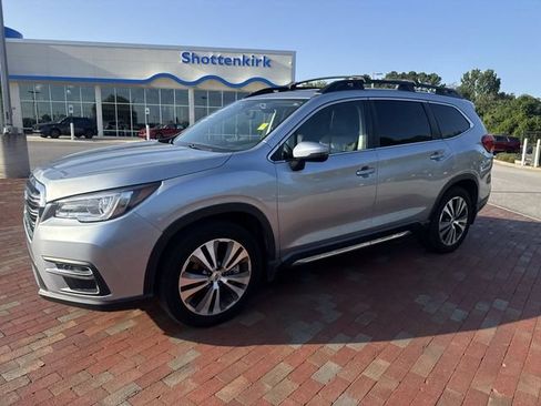 Used 2021 Subaru Ascent Limited w/ Technology Package AWD/4WD image 4