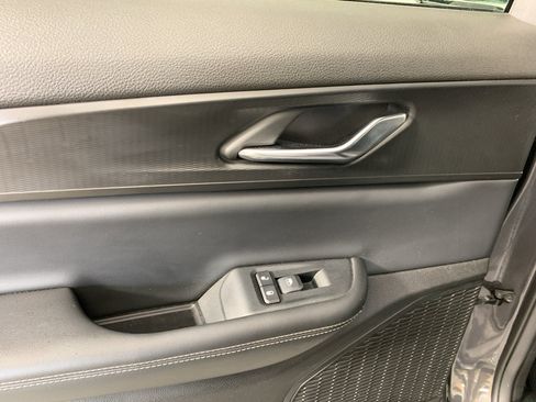 Used 2024 Jeep Grand Cherokee Altitude RWD image 31