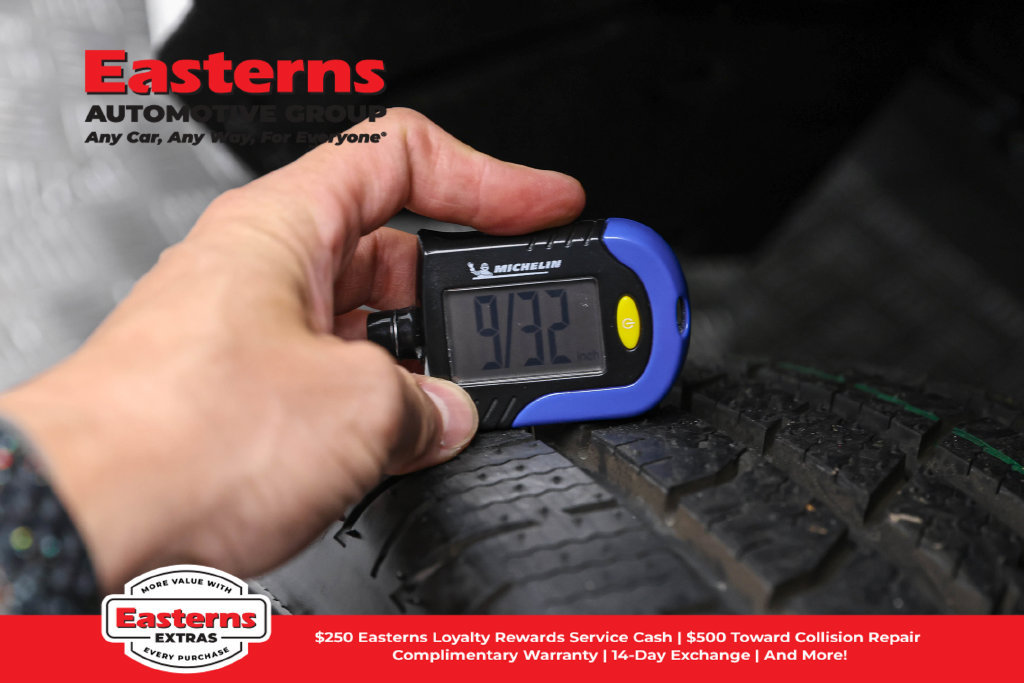 Used 2025 Toyota Tacoma SR RWD image 25