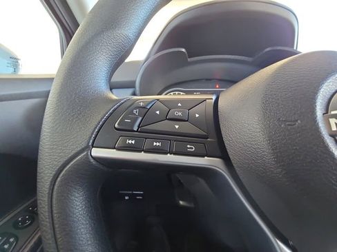 New 2025 Nissan Versa SV image 11