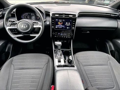 Used 2024 Hyundai Santa Cruz SEL image 15