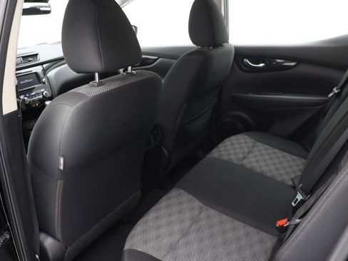 Used 2019 Nissan Rogue Sport SV image 10