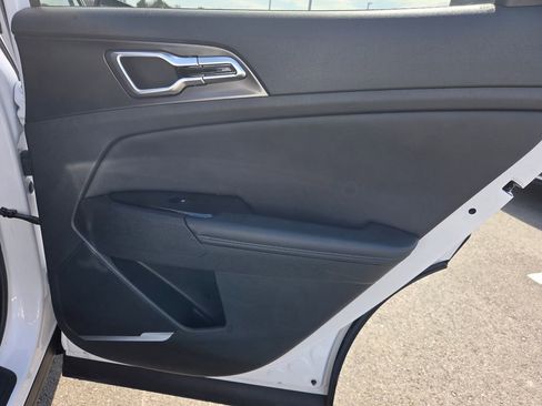 Used 2023 Kia Sportage EX image 30