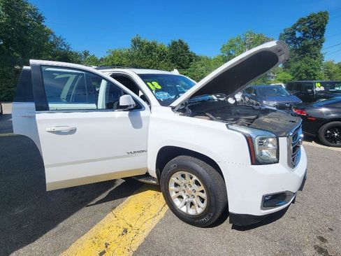 Used 2018 GMC Yukon SLT w/ Open Road Package AWD/4WD image 56