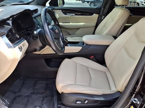 Used 2018 Cadillac XT5 FWD image 15