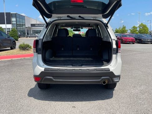 Used 2021 Subaru Forester Limited AWD/4WD image 7