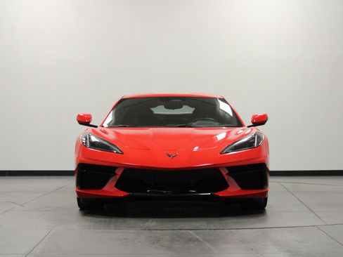 Used 2025 Chevrolet Corvette Stingray Coupe w/ 1LT RWD image 9
