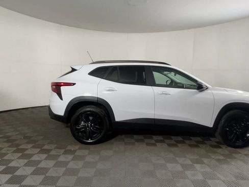 New 2026 Chevrolet Trax ACTIV w/ Sunroof Package image 2