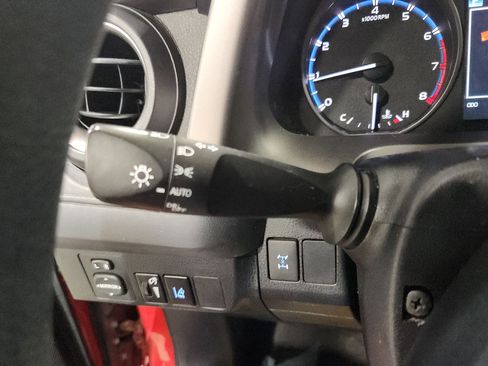 Used 2017 Toyota RAV4 LE w/ All Weather Liner Package image 21