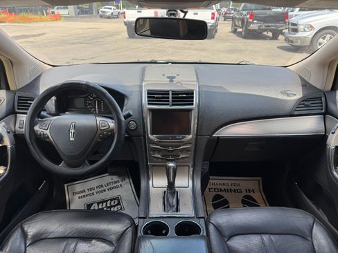 Used 2014 Lincoln MKX FWD image 21