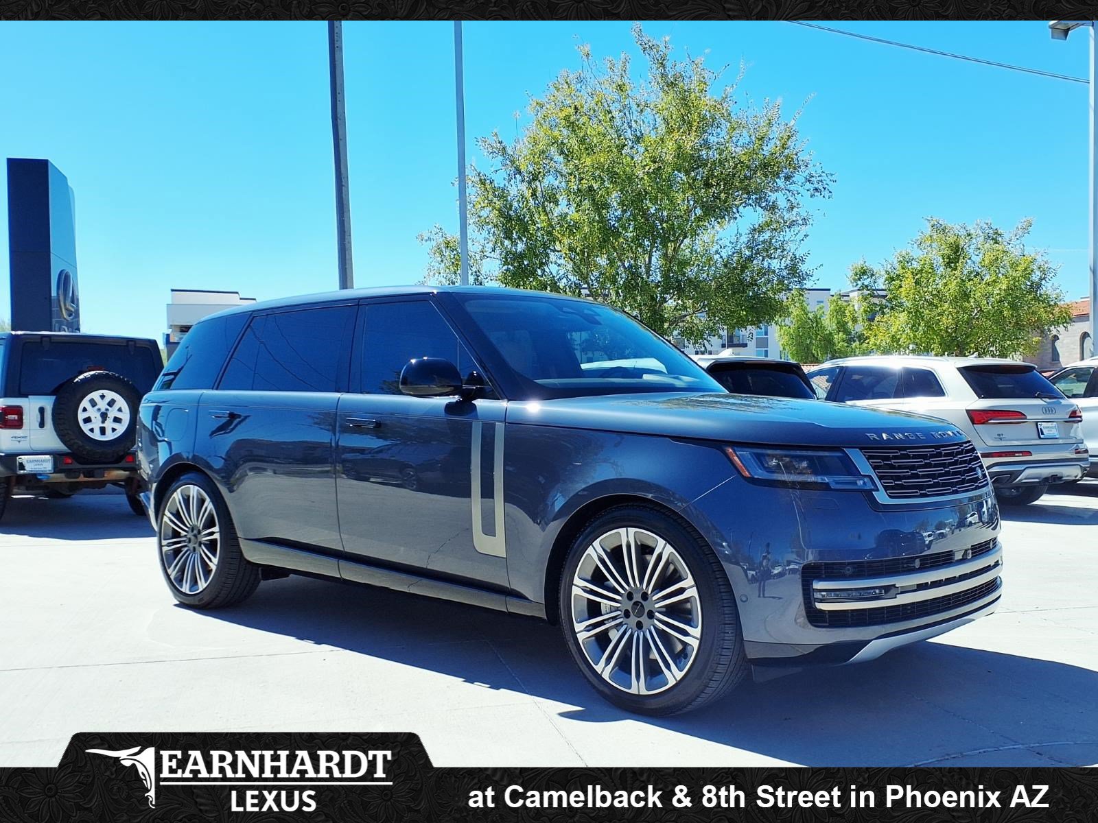 Used 2026 Land Rover Range Rover Long Wheelbase SE AWD/4WD image 13