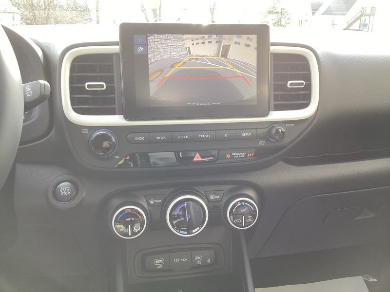 New 2026 Hyundai Venue SEL FWD image 25
