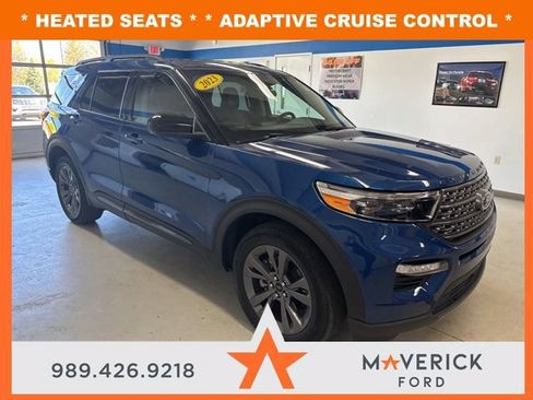 Used 2023 Ford Explorer XLT w/ Equipment Group 202A AWD/4WD image 4