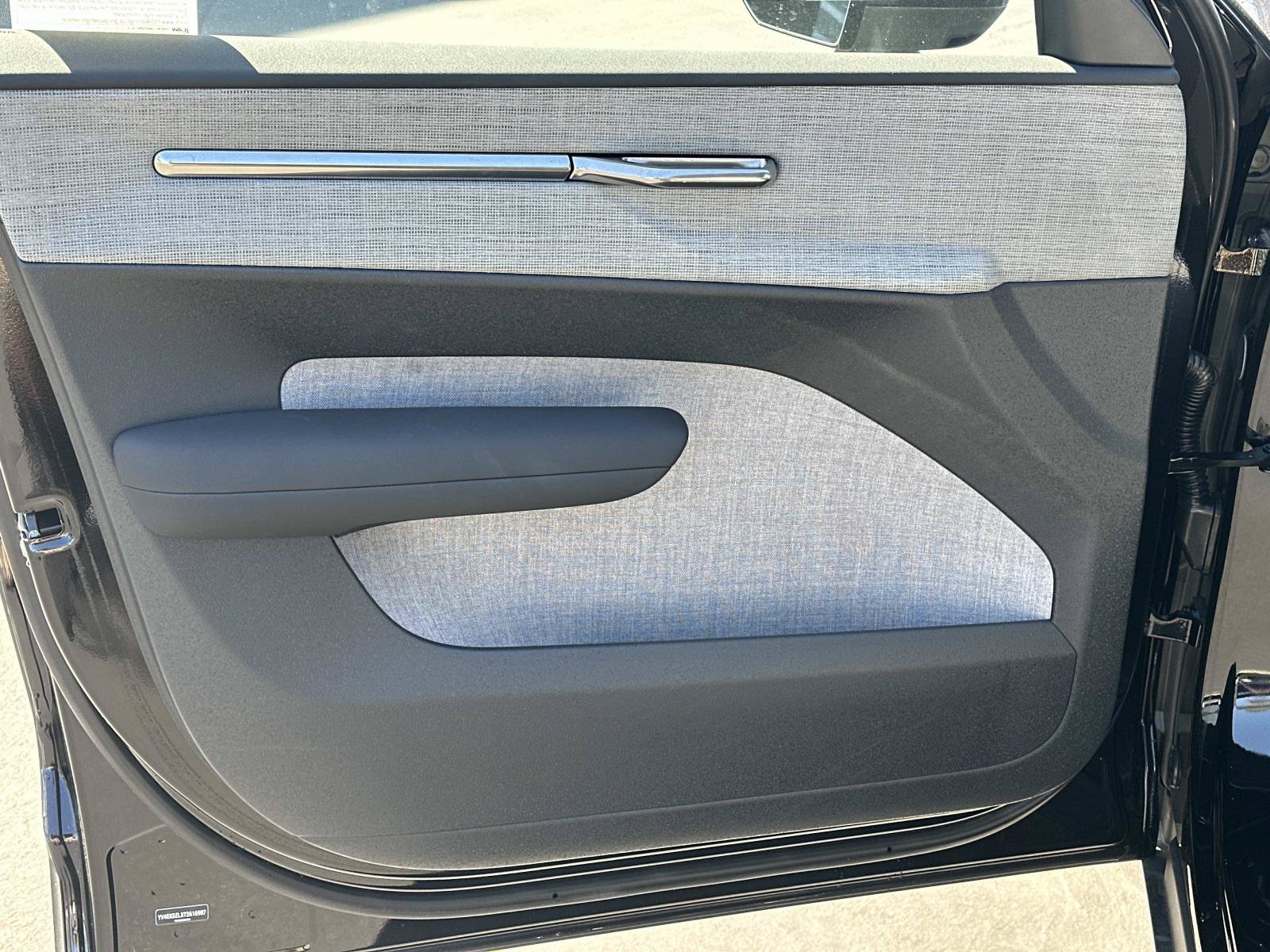 New 2026 Volvo EX30 Ultra AWD/4WD image 11