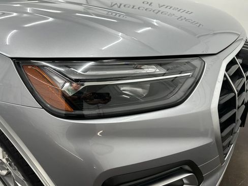 Used 2022 Audi Q5 2.0T Premium Plus w/ Premium Plus Package AWD/4WD image 10