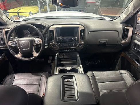 Used 2017 GMC Sierra 3500 Denali image 12