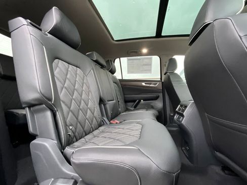 New 2026 Volkswagen Atlas SEL Premium R-Line image 15